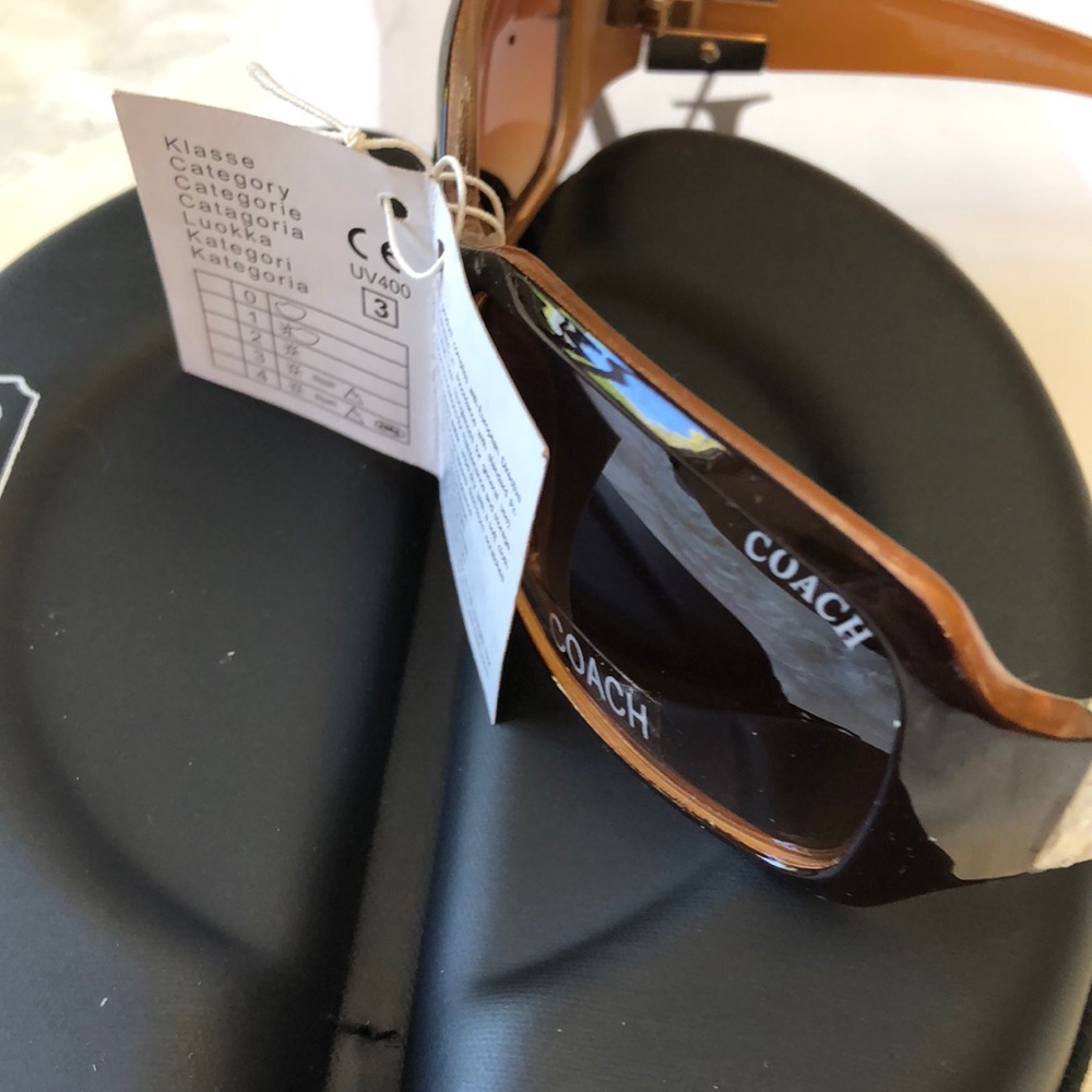 NWT Coach VIP Gift Sunglasses - Picture 7 of 9